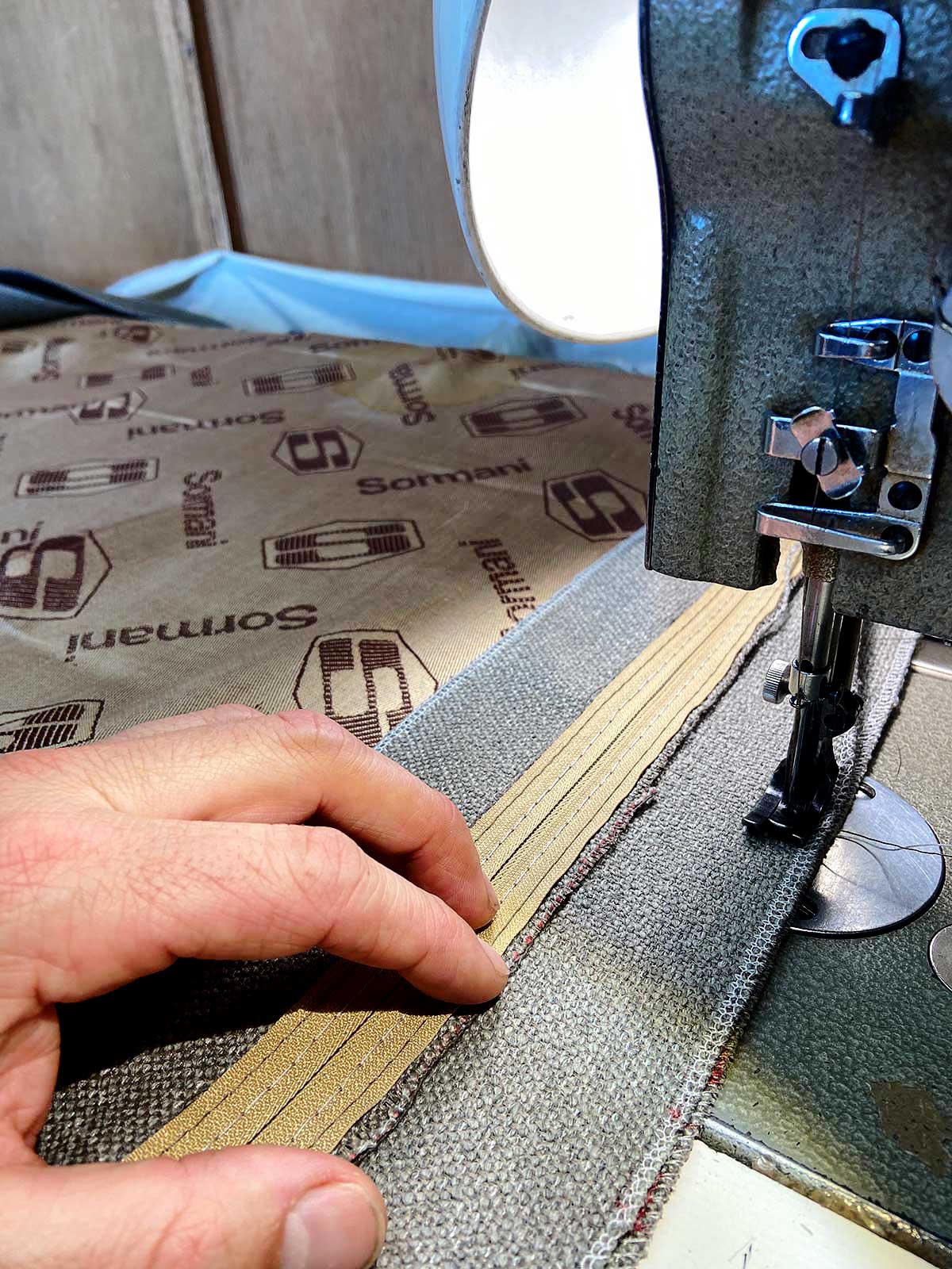 closeup sewingmachine